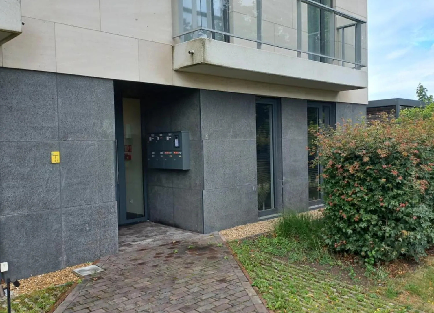 Monastery Garden - Nice Appartment With 1 Double Room And 2 Single Rooms - Children Welcome - 20 Min Center Brussels Wezembeek-Oppem